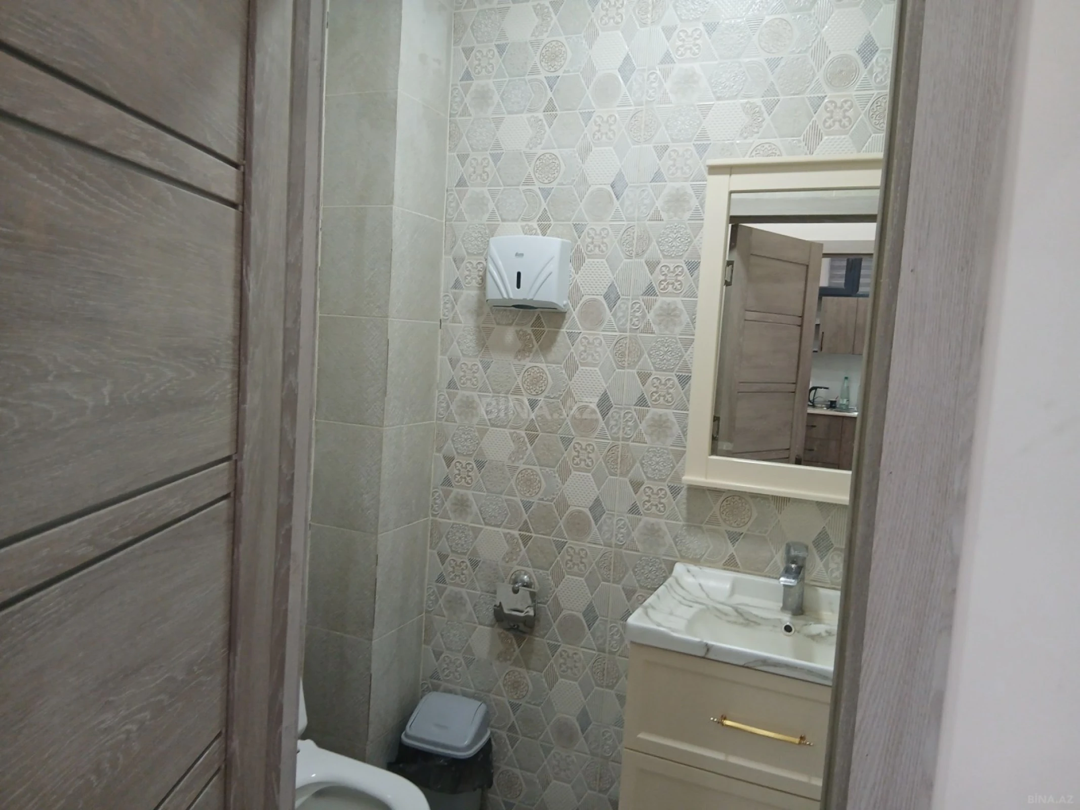 Satılır obyekt 103 m²