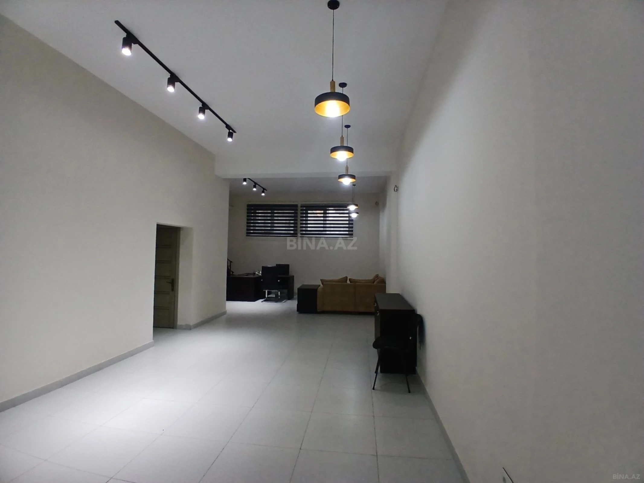 Satılır obyekt 103 m²