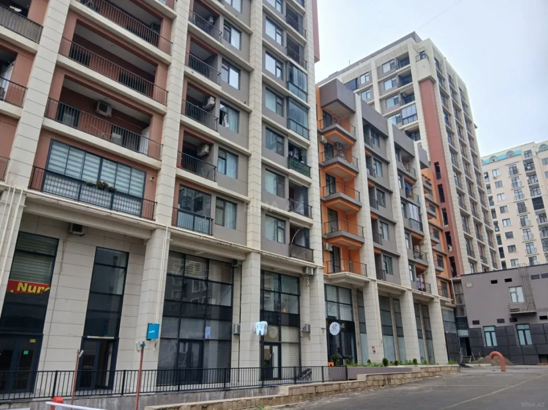 Satılır obyekt 103 m²