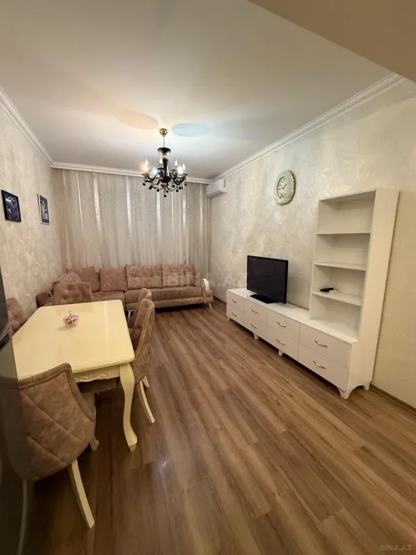Kirayə verilir 2 otaqlı mənzil 55 m²