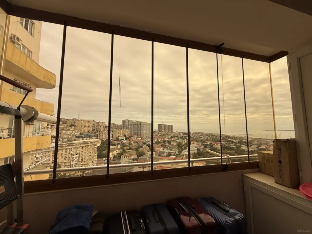 Satılır 3 otaqlı mənzil 116 m²