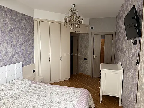 Satılır 3 otaqlı mənzil 116 m²