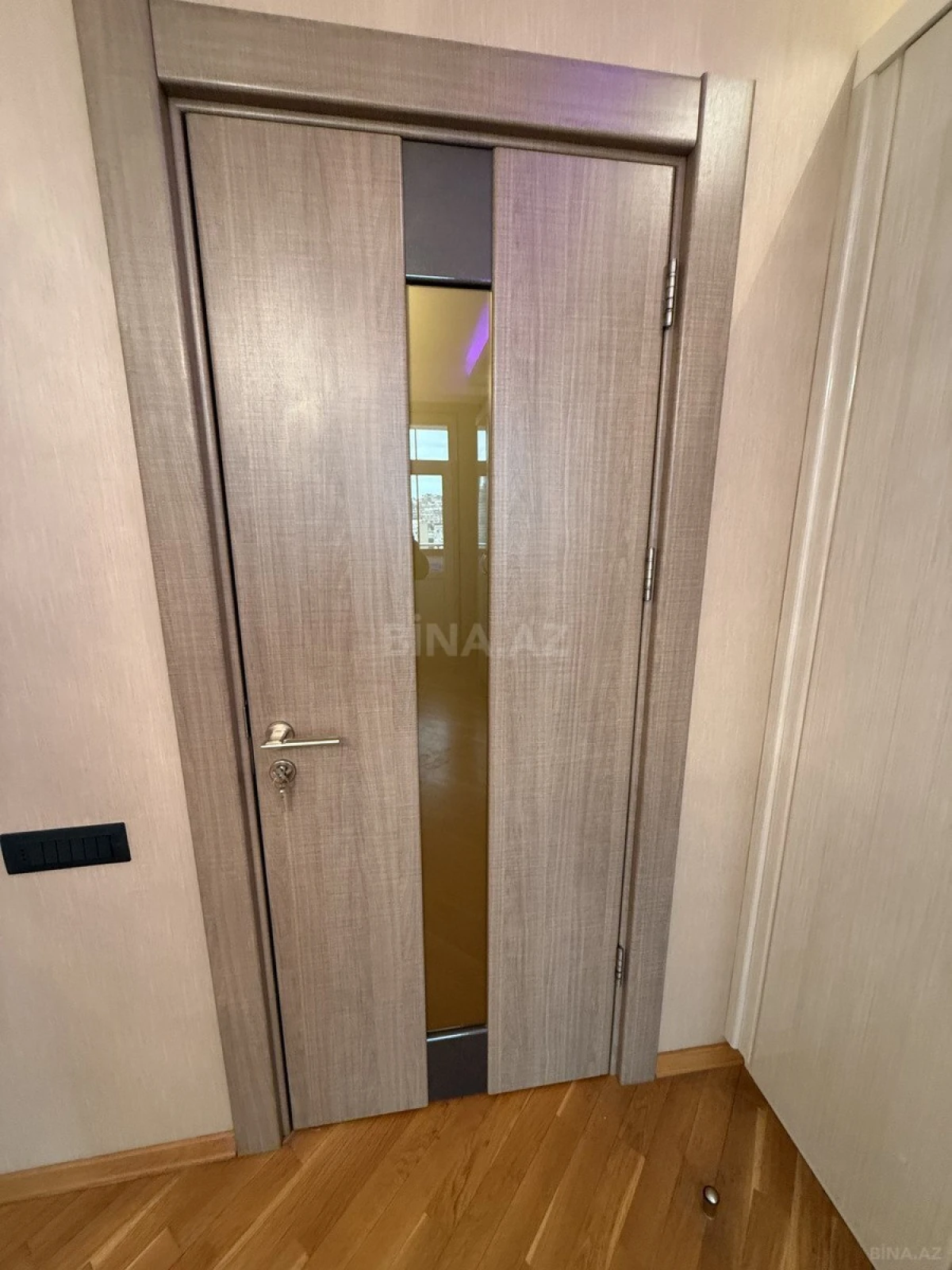 Satılır 3 otaqlı mənzil 116 m²