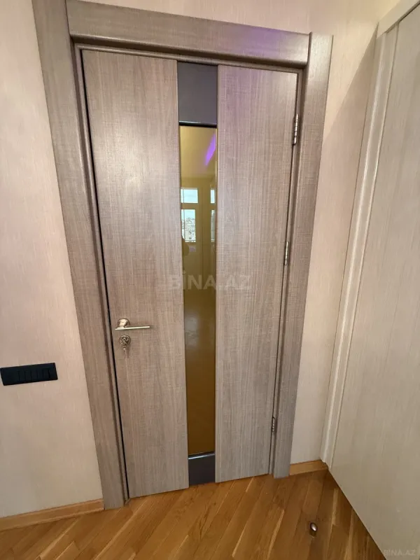 Satılır 3 otaqlı mənzil 116 m²