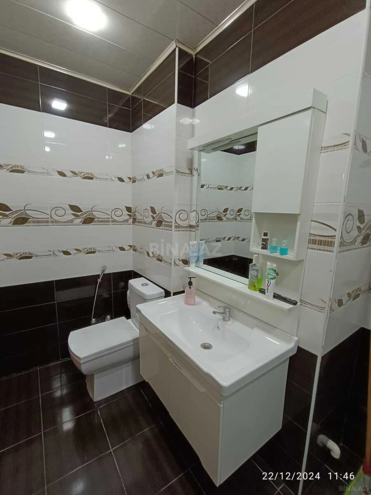 Satılır 2 otaqlı mənzil 100 m²