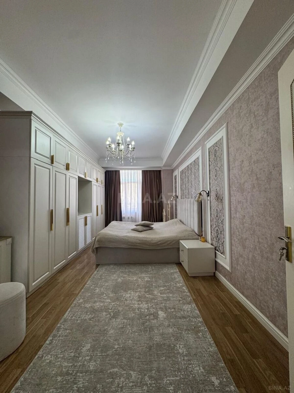 Satılır 2 otaqlı mənzil 76 m²