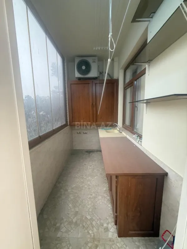 Satılır 2 otaqlı mənzil 73 m²