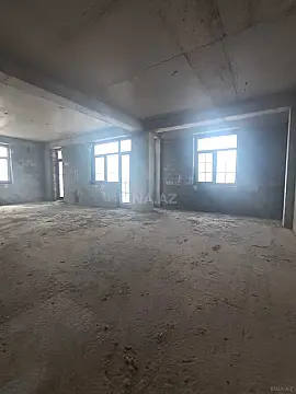 Satılır 4 otaqlı mənzil 162 m²