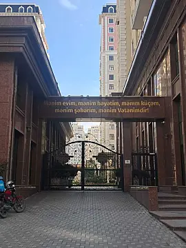 Satılır 4 otaqlı mənzil 162 m² — Bakı 4 otaq 162.00 m²