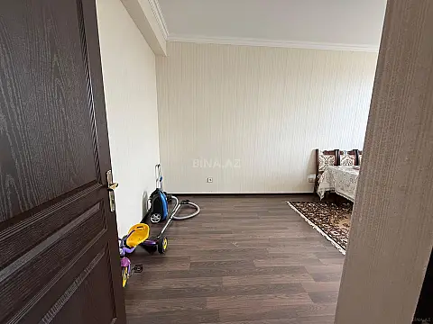 Satılır 3 otaqlı mənzil 77 m²