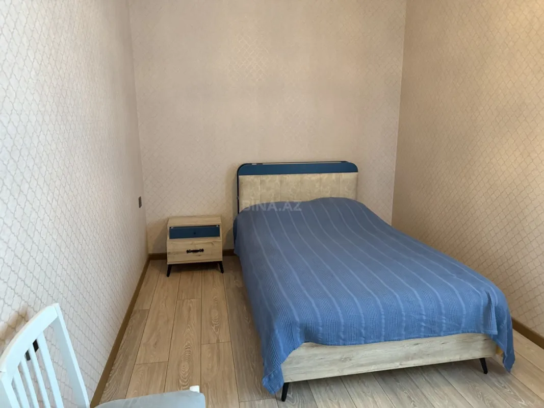 Satılır 8 otaqlı həyət evi 189 m²
