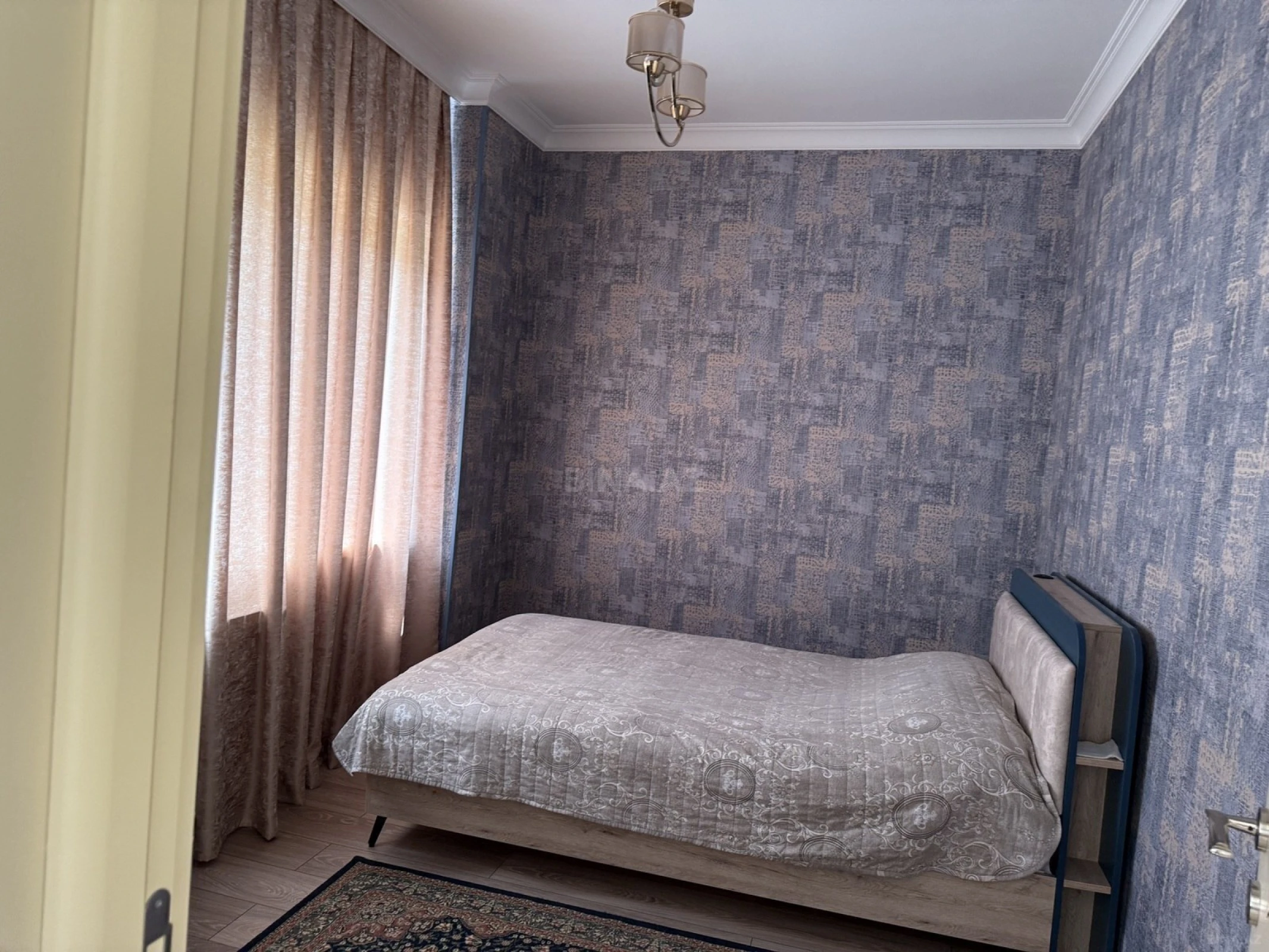 Satılır 8 otaqlı həyət evi 189 m²