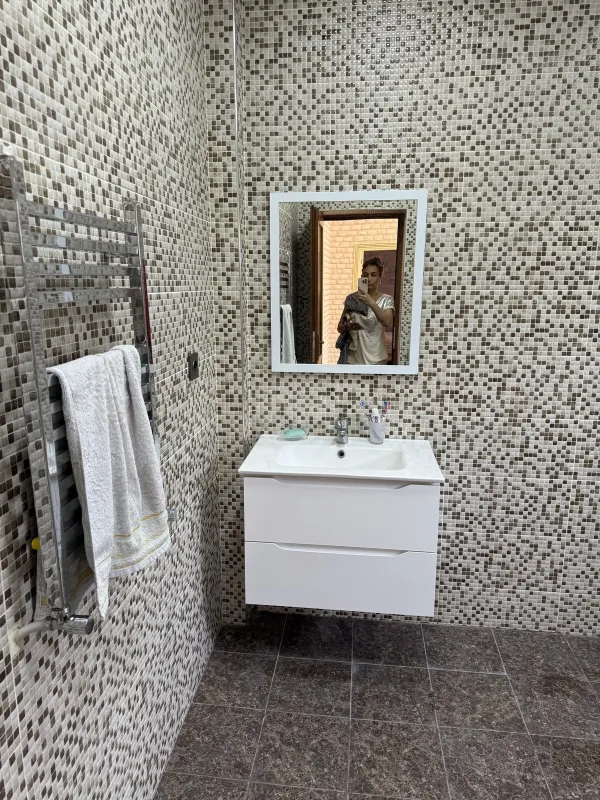 Satılır 8 otaqlı həyət evi 189 m²