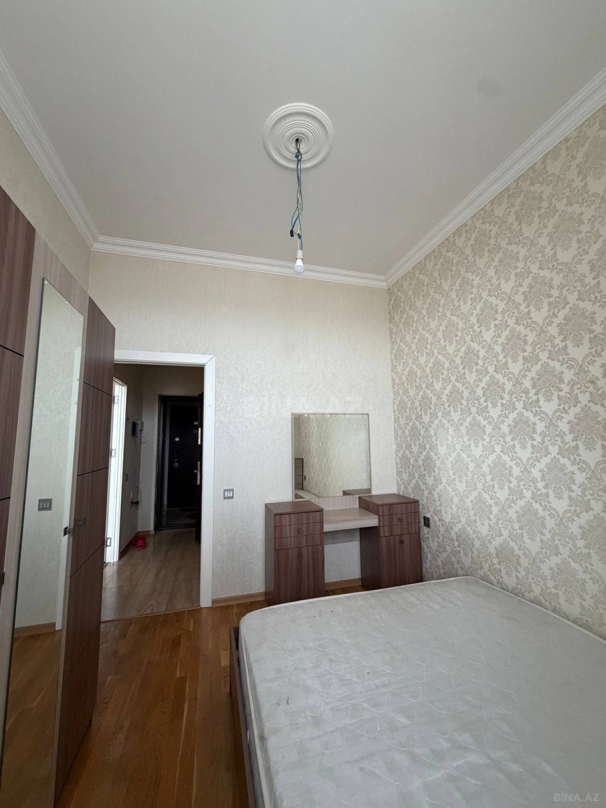 Kirayə verilir 2 otaqlı mənzil 45 m²