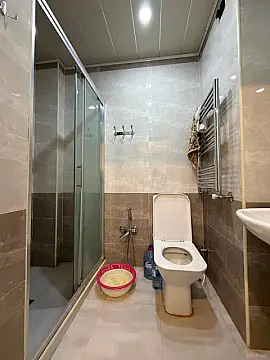 Kirayə verilir 2 otaqlı mənzil 45 m²