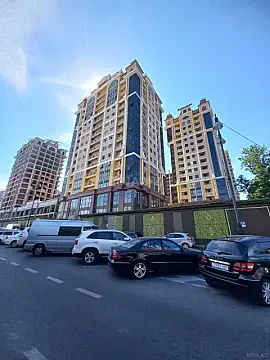 Satılır 3 otaqlı mənzil 148 m² — Bakı 3 otaq 148.00 m²