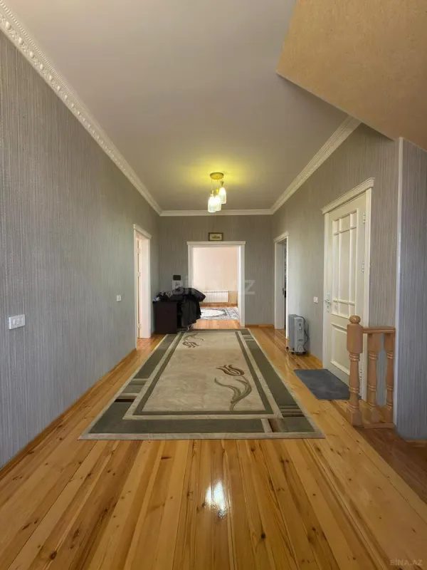 Satılır 6 otaqlı həyət evi 500 m²