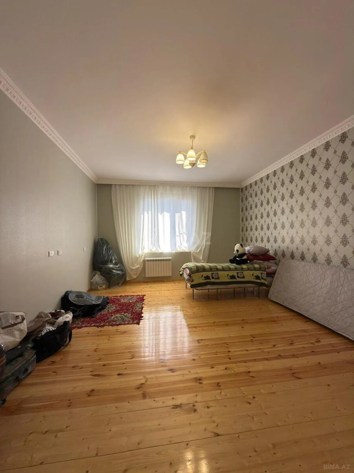 Satılır 6 otaqlı həyət evi 500 m²