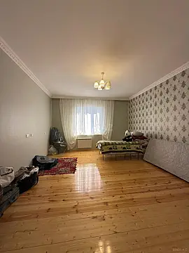 Satılır 6 otaqlı həyət evi 500 m²
