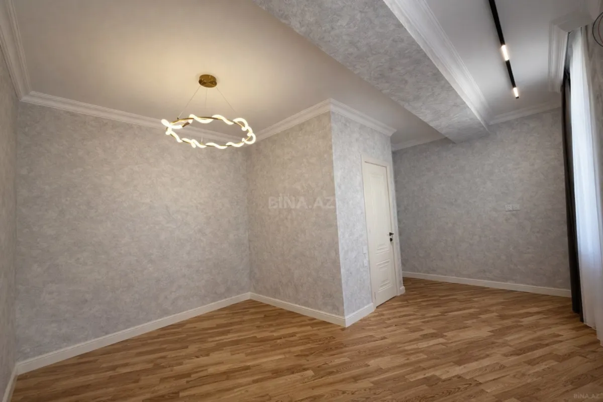 Satılır 3 otaqlı mənzil 95 m²