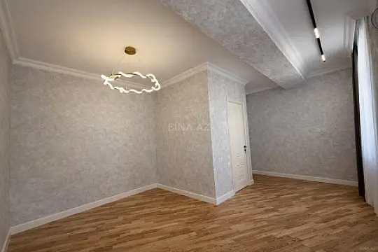 Satılır 3 otaqlı mənzil 95 m²