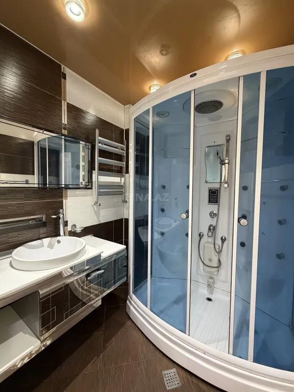 Satılır 3 otaqlı mənzil 110 m²