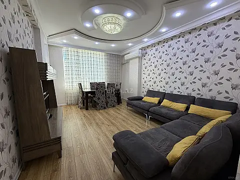 Satılır 3 otaqlı mənzil 110 m² — Bakı, Həzi Aslanov qəs. 3 otaq 110.00 m²