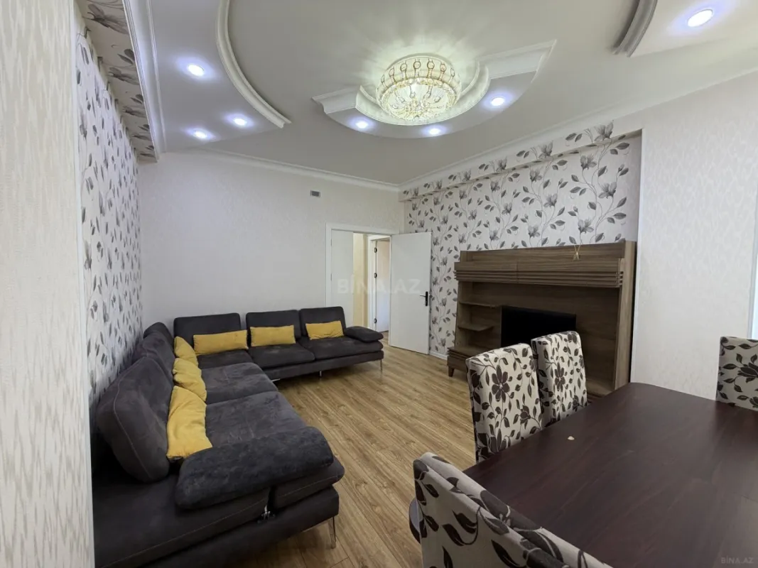 Satılır 3 otaqlı mənzil 110 m²