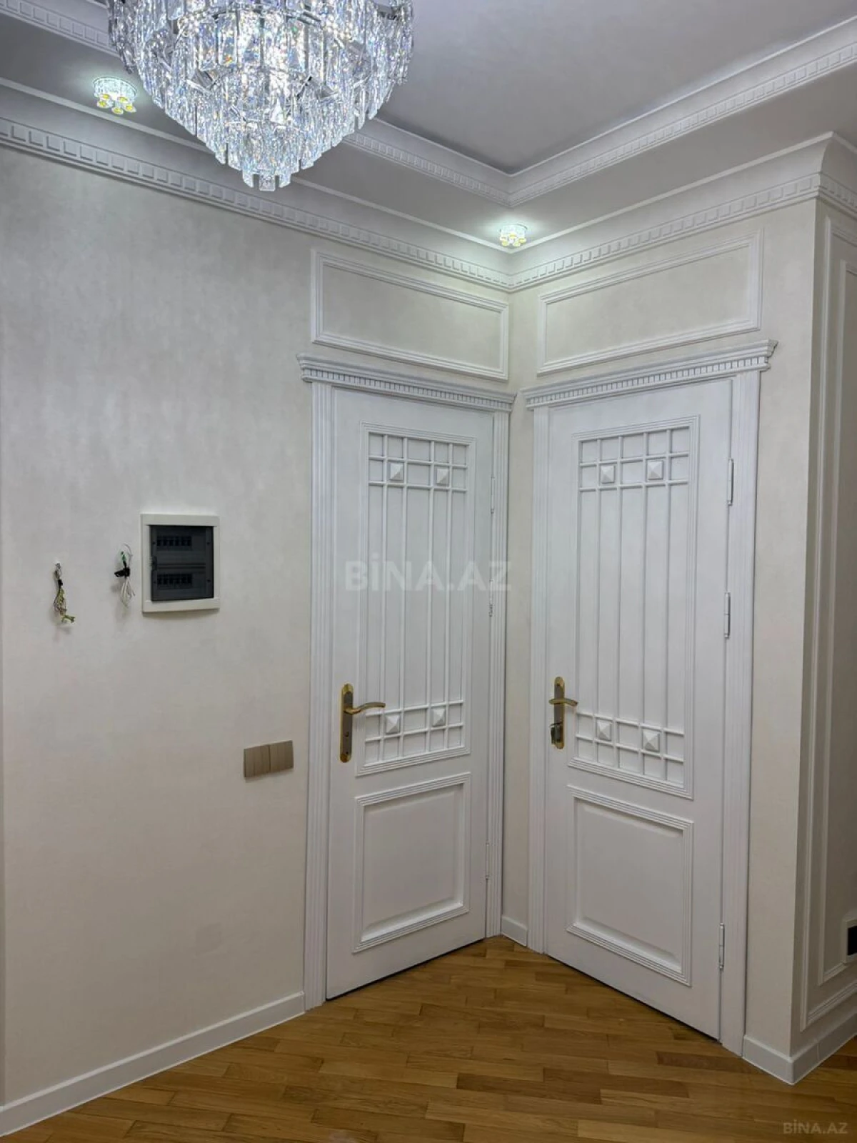 Kirayə verilir 3 otaqlı mənzil 120 m²