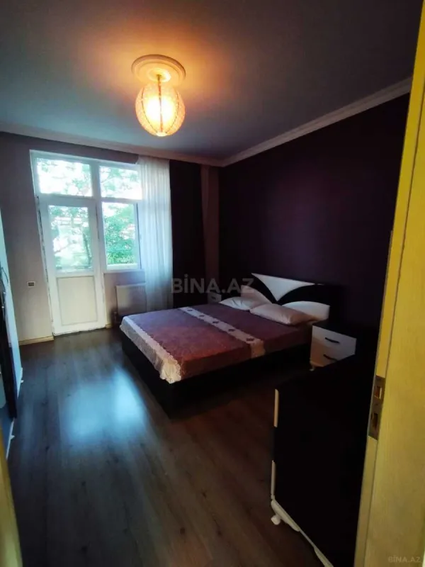 Kirayə verilir 2 otaqlı mənzil 50 m²