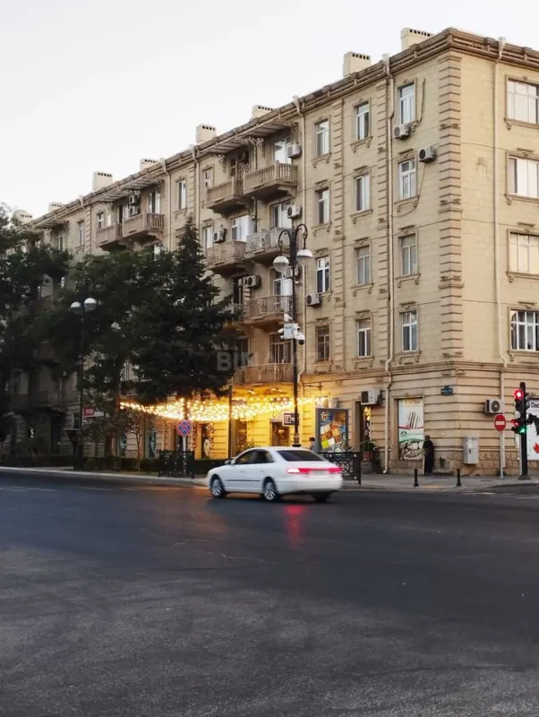 Kirayə verilir 2 otaqlı mənzil 50 m²