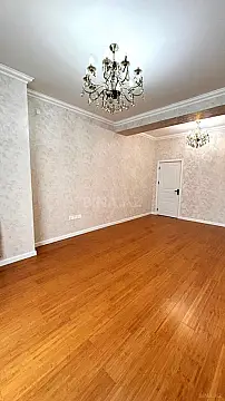 Satılır 2 otaqlı mənzil 80 m²