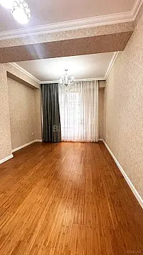 Satılır 2 otaqlı mənzil 80 m²
