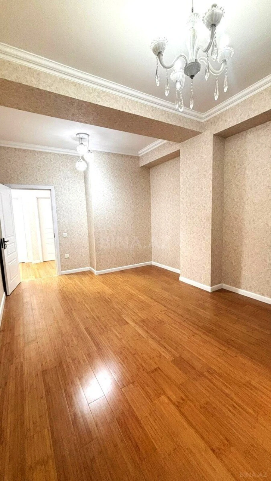 Satılır 2 otaqlı mənzil 80 m²