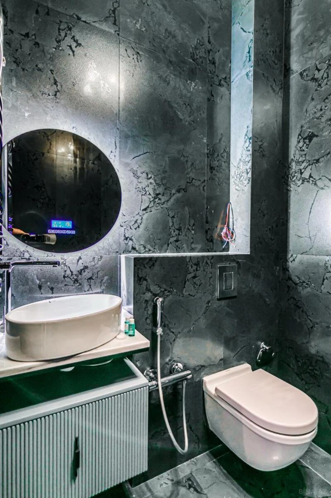 Satılır 2 otaqlı mənzil 58 m²