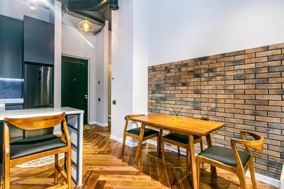 Satılır 2 otaqlı mənzil 58 m²