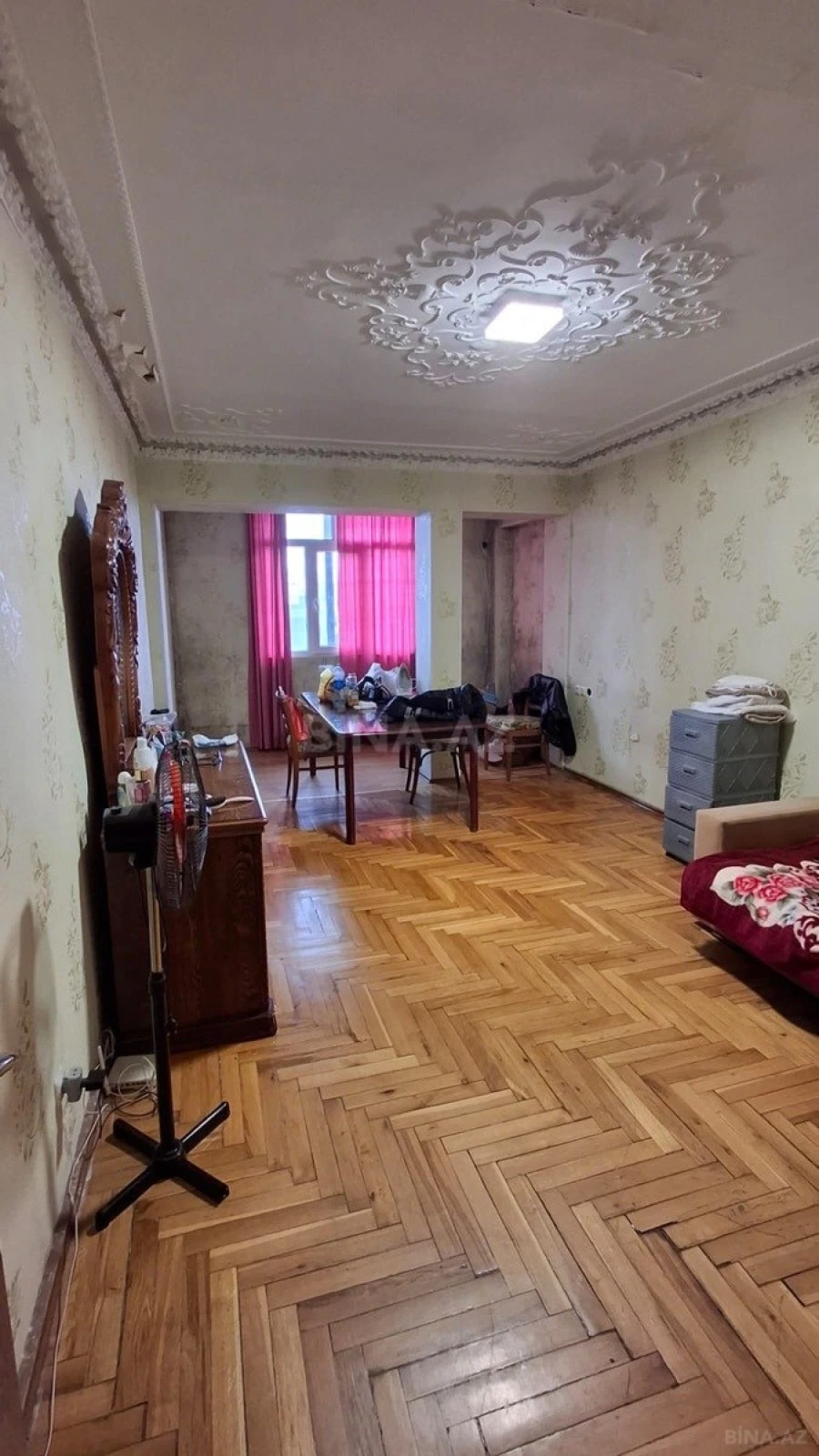 Satılır 2 otaqlı mənzil 70 m²