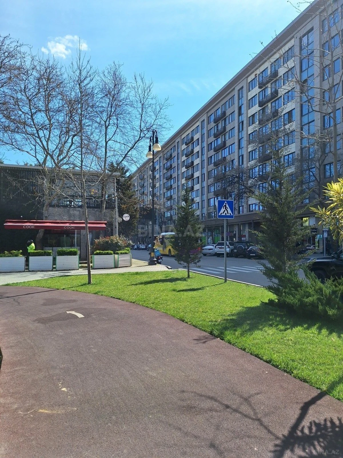 Satılır 2 otaqlı mənzil 70 m²