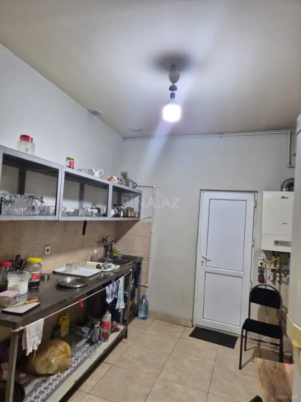 Kirayə verilir obyekt 220 m²