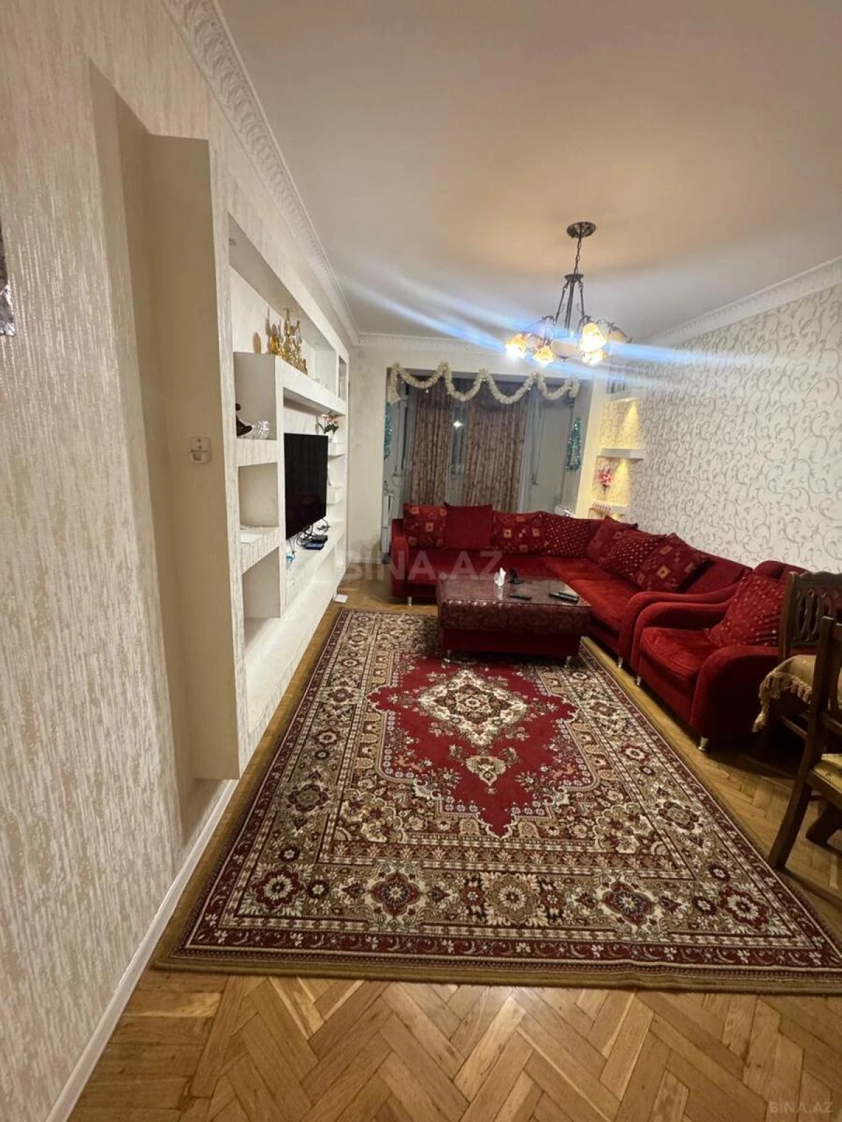 Kirayə verilir 2 otaqlı mənzil 50 m²