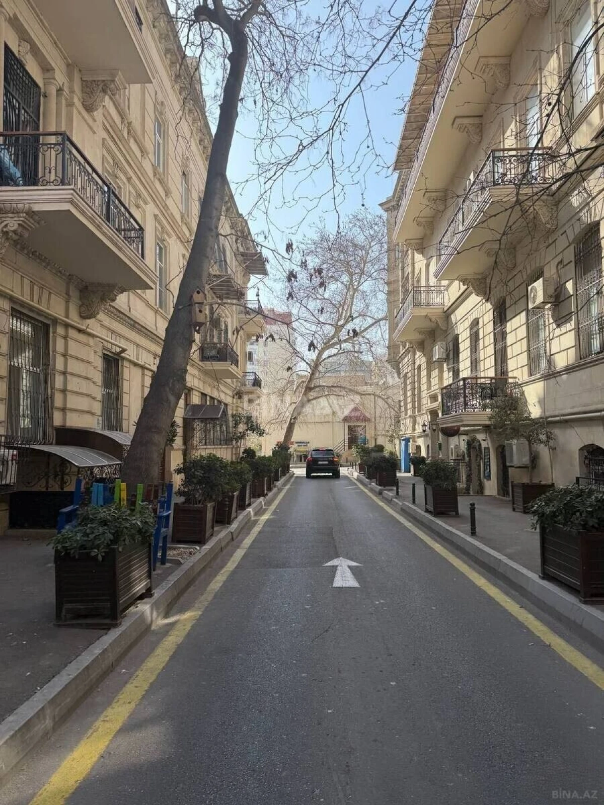 Satılır obyekt 100 m²