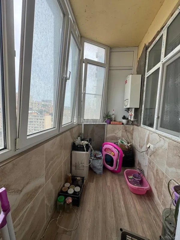 Satılır 3 otaqlı mənzil 82 m²