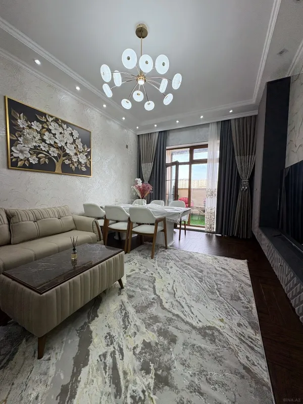Satılır 3 otaqlı mənzil 106 m²