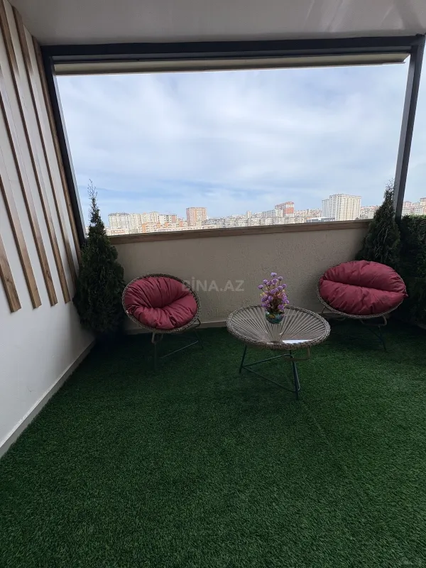 Satılır 3 otaqlı mənzil 106 m²