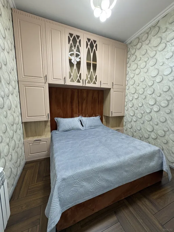 Satılır 3 otaqlı mənzil 106 m²