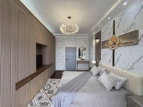 Satılır 3 otaqlı mənzil 106 m²