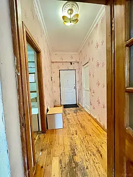 Satılır 2 otaqlı mənzil 70 m²