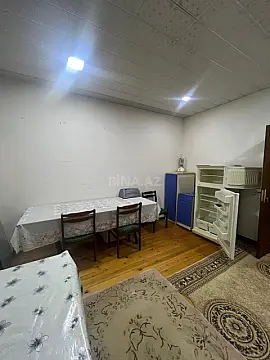 Kirayə verilir 2 otaqlı mənzil 50 m²