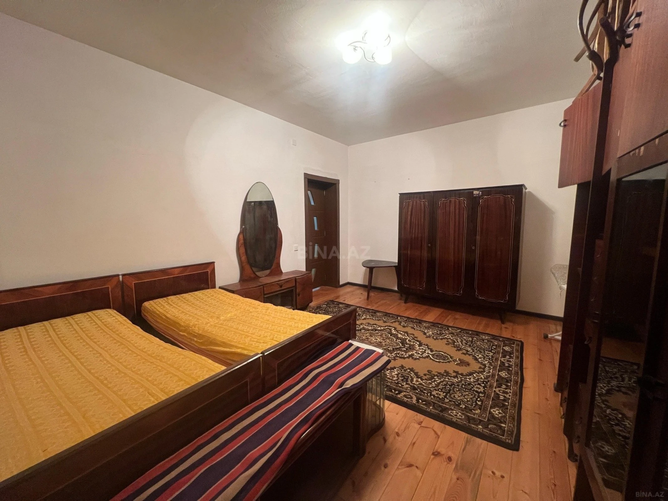 Kirayə verilir 2 otaqlı mənzil 50 m²