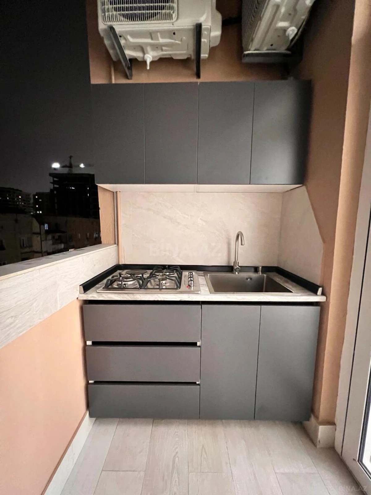 Satılır 3 otaqlı mənzil 91 m²